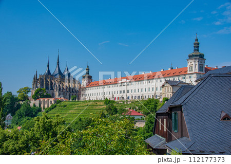 チェコのクトナー・ホラの世界遺産の景色 112177373