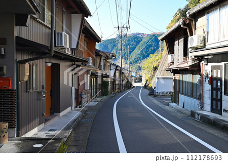 越前美濃街道の風景【岐阜県・郡上八幡】 112178693