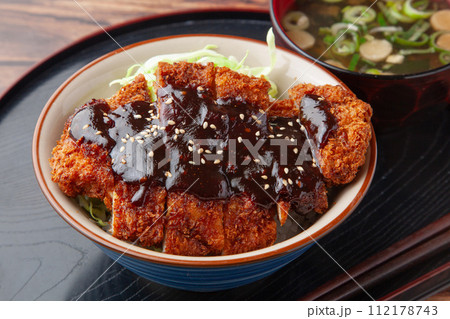 味噌かつ丼 112178743
