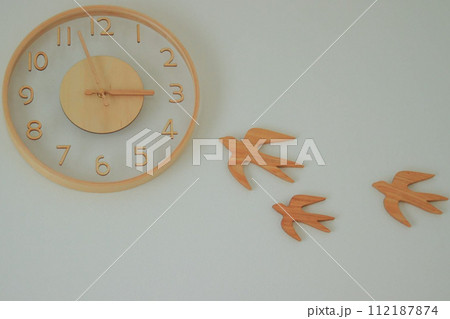 壁掛け時計 112187874