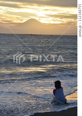 富士山と海 富士山と海 112188755
