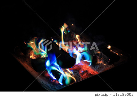 レインボー焚火 112189003