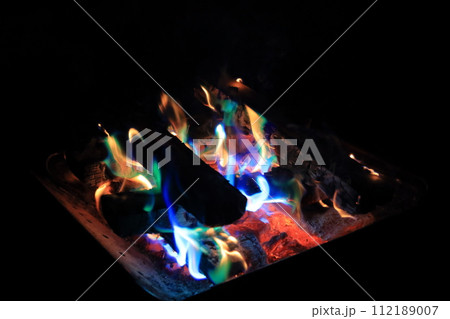 レインボー焚火 112189007