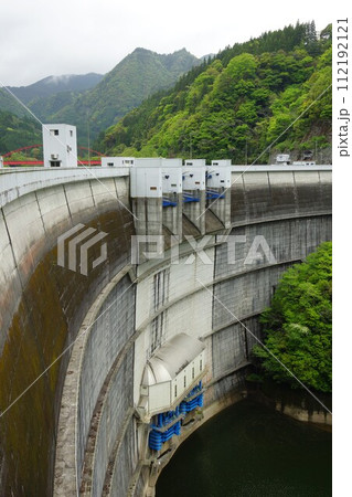 下筌ダムの堤体 下筌ダムの堤体 112192121