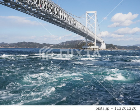 観潮船から見た大鳴門橋_05 観潮船から見た大鳴門橋_05 112201220