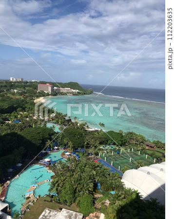 ホテルから見た海 112203635