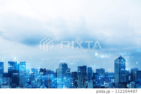 現代都市とデジタルテクノロジー 広告・バナー向けコピースペースありビジュアル 現代都市とデジタルテクノロジー 広告・バナー向けコピースペースありビジュアル 112204497