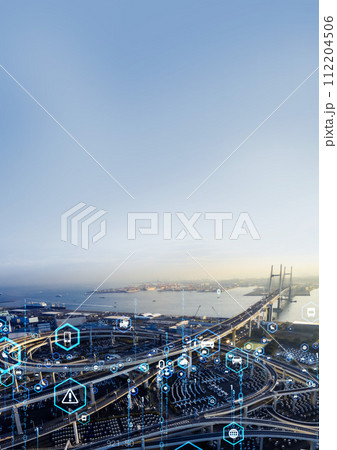 現代都市と交通テクノロジー 広告・バナー向け縦型ビジュアル 現代都市と交通テクノロジー 広告・バナー向け縦型ビジュアル 112204506