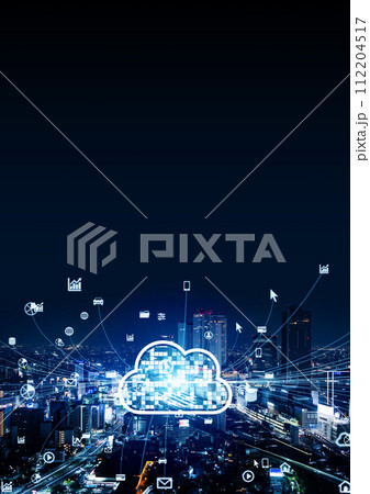 現代都市とクラウドコンピューティング　広告・バナー向け縦型ビジュアル 112204517