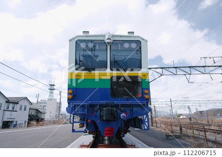 レールのゆがみを直すマルチプルタイタンパー 112206715