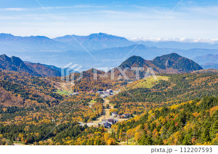 秋の志賀高原　横手山山頂からの眺望 112207593