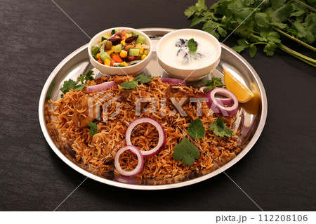 ビリヤニ 112208106