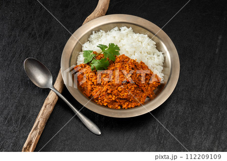 ドライカレー　Photo of homemade spicy dry curry 112209109