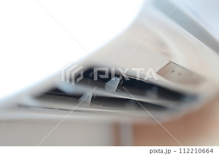 エアコンの吹き出し口 112210664