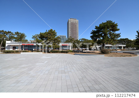 須磨海浜公園 整備された海辺の風景 松の杜ビレッジ 須磨海浜公園 整備された海辺の風景 松の杜ビレッジ 112217474