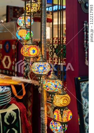 Colorful traditional Turkish lanterns for sale in the bazaar. 112217993