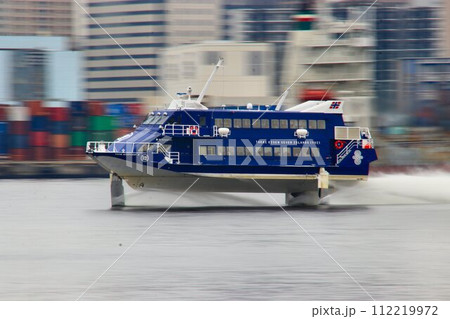 爽快!!疾走クルージング…東京港内を翼走するジェットホイル 112219972