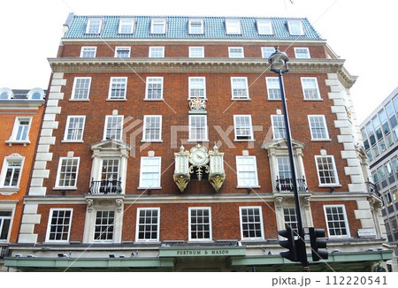 【イギリス】ロンドンにあるフォートナム＆メイソンのピカデリー 本店 112220541