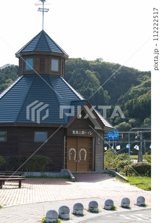 北海道新冠のサラブレッド銀座駐車公園の 北海道新冠のサラブレッド銀座駐車公園の 112222517