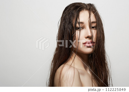beautiful girl with wet hair. young woman Beauty Portrait 112225849