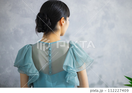 美しい女性のポートレート 美しい女性のポートレート 112227409