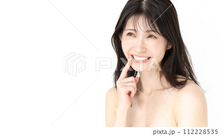 綺麗な歯の女性 綺麗な歯の女性 112228535