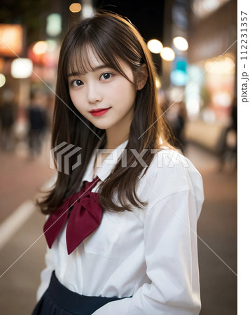 JK　顔　街 夜の街でキメ顔する女子高生「AI生成画像」のイラスト素材 [112231357] - PIXTA