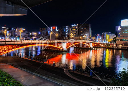 東京 台東区 吾妻橋の夜景 東京 台東区 吾妻橋の夜景 112235710
