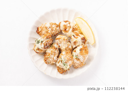 鶏つくねのチーズ焼き 鶏つくねのチーズ焼き 112238144