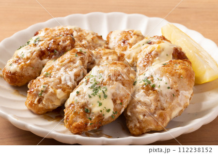 鶏つくねのチーズ焼き 112238152