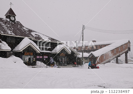 大雪の西和賀町 JR北上線ほっとゆだ駅 大雪の西和賀町 JR北上線ほっとゆだ駅 112238497
