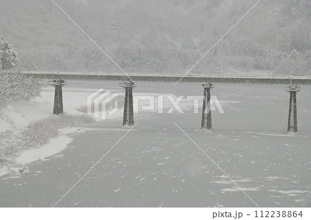 大雪の西和賀町 JR北上線 大雪の西和賀町 JR北上線 112238864