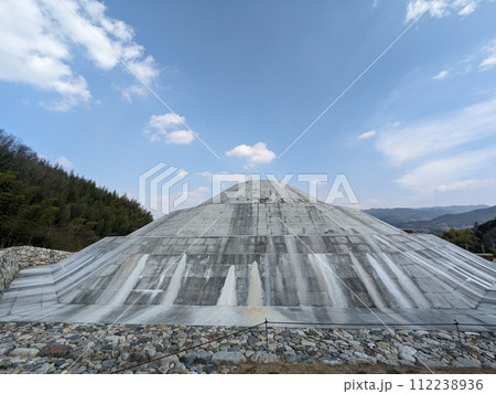 石の通路と牽牛子塚古墳 石の通路と牽牛子塚古墳 112238936