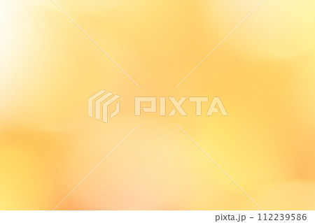 パステルイエロー、オレンジのふんわりな背景 112239586