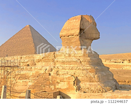 エジプトギザのピラミッド＆スフィンク 112244637