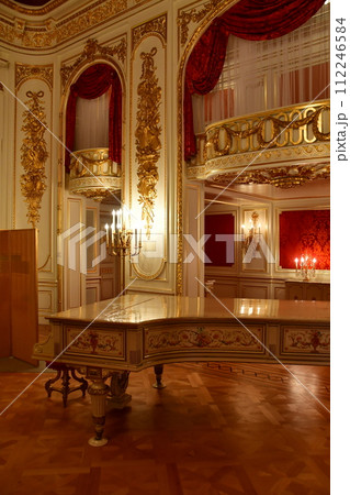 赤坂離宮03　羽衣の間、エラールピアノ 112246584