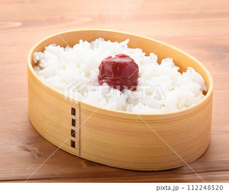 日の丸弁当　曲げわっぱ お弁当 112248520