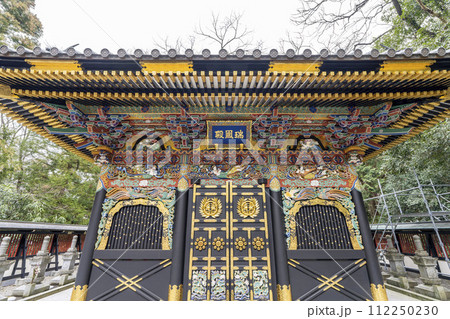 早春の瑞鳳殿　拝殿　宮城県仙台市 112250230