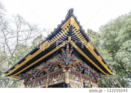 早春の瑞鳳殿　拝殿　宮城県仙台市 112250245