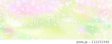 桜と新緑 112252340