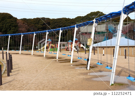 響灘緑地 グリーンパーク 福岡県 北九州 若松 公園 ブランコ 世界最長のブランコ 響灘緑地 グリーンパーク 福岡県 北九州 若松 公園 ブランコ 世界最長のブランコ 112252471
