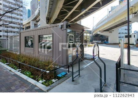 東京都港区東麻布、一の橋公園内指定喫煙場所 112262943