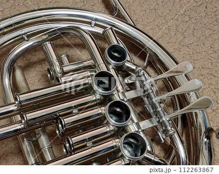 ロータリーを外したダブルホルン ロータリーを外したダブルホルン 112263867