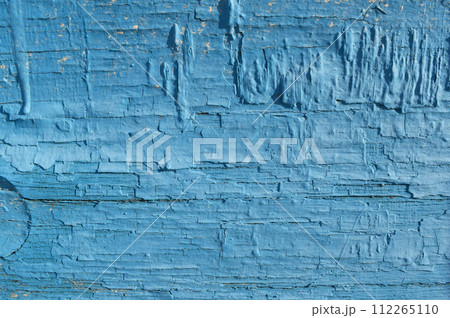 blue peeling paint background 112265110