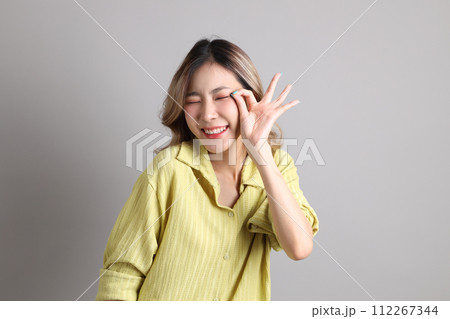 Young Asain Woman 112267344