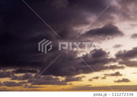 カピオラニパークビーチ・夕景	 112272336