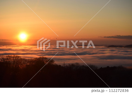 三王山自然公園の雲海、常陸大宮、茨城県 三王山自然公園の雲海、常陸大宮、茨城県 112272836