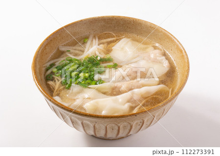 ［香港産　蝦子麺］ワンタン麺 112273391