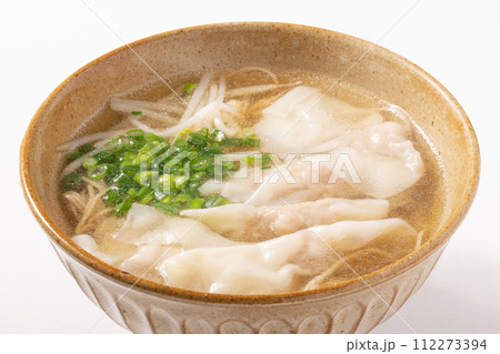 ［香港産　蝦子麺］ワンタン麺 112273394