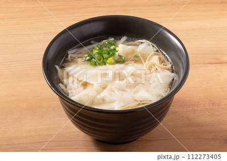 ［香港産　蝦子麺］ワンタン麺 112273405